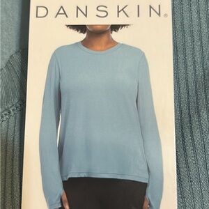 Danskin athletic style long sleeve top size small